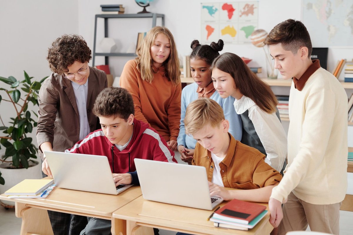 Tax-exempt financing for school technology